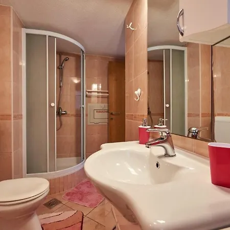 Apartamento In Mastrinka With Loggia, Air Conditioning, Wifi, Washing Machine 5159-1