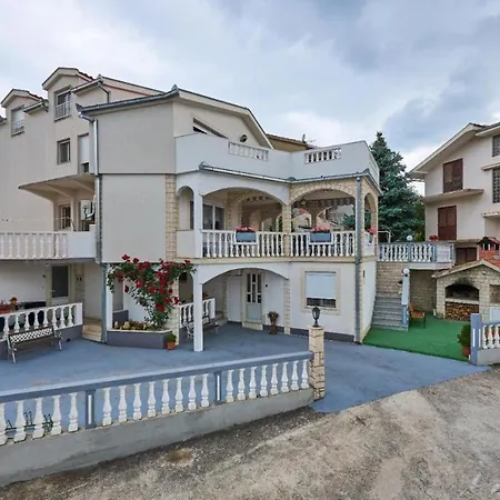 Apartamento In Mastrinka With Loggia, Air Conditioning, Wifi, Washing Machine 5159-1 Trogir