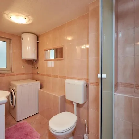 Apartamento In Mastrinka With Loggia, Air Conditioning, Wifi, Washing Machine 5159-1